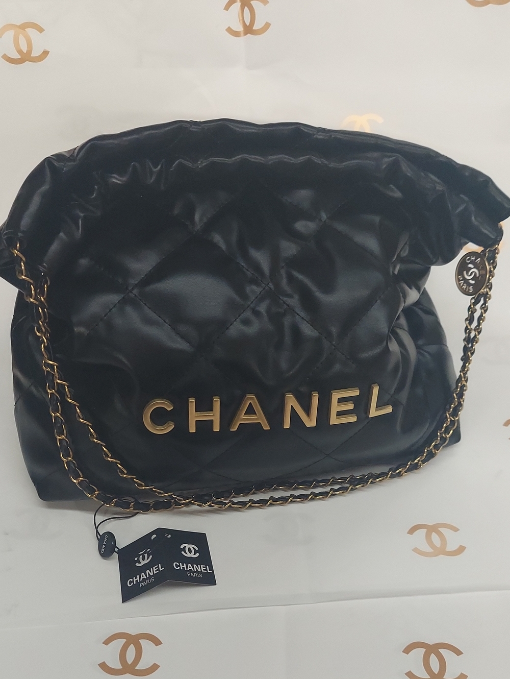 FASHION Black Quilted Shoulder Bag with Chain Strap Gold HW